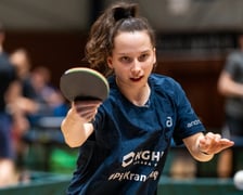 <p>Kasia Węgrzyn na treningu w hali UE Wrocław</p>